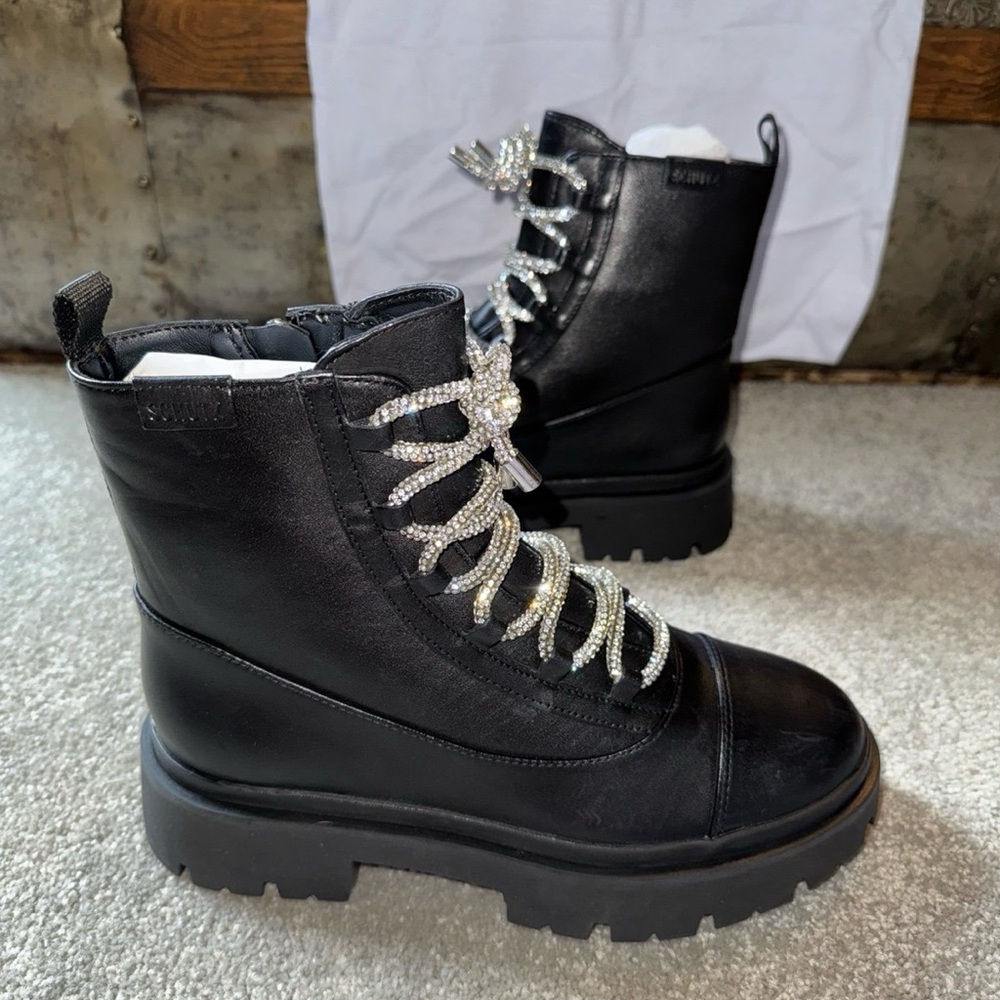 NIB Schutz Kaile Black Lug Lace Up/Side Zip Combat Moto Leather Boots SZ 7 - Picture 9 of 12